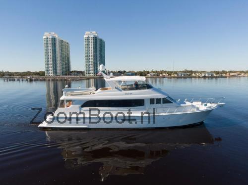 Hatteras 75 Motor Yacht beoordelingen en specificaties